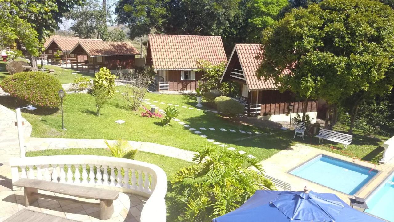 Pousada Casa Amarela Пиракая Екстериор снимка