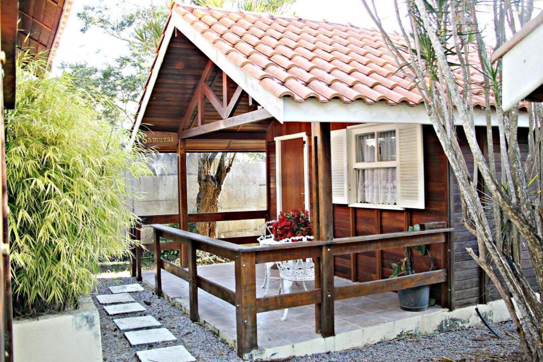 Pousada Casa Amarela Пиракая Екстериор снимка